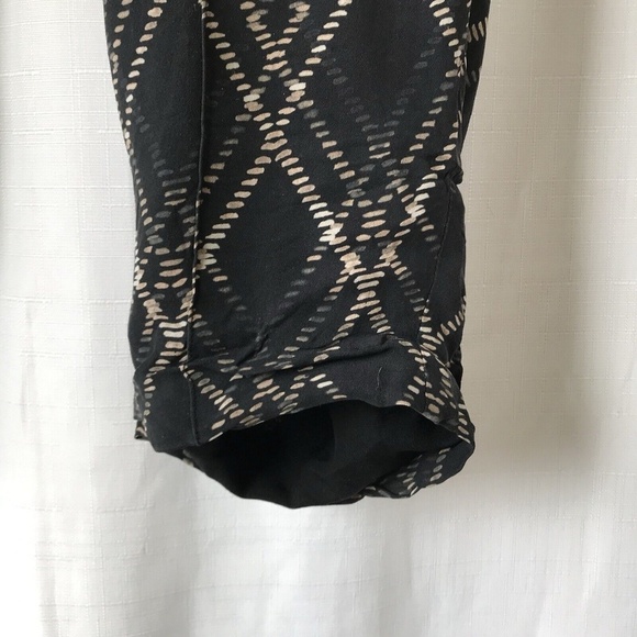 Haute Hippie | Slim Shady Silk Tapered Diamond Plaid Pants Black Size Medium - Picture 4 of 15